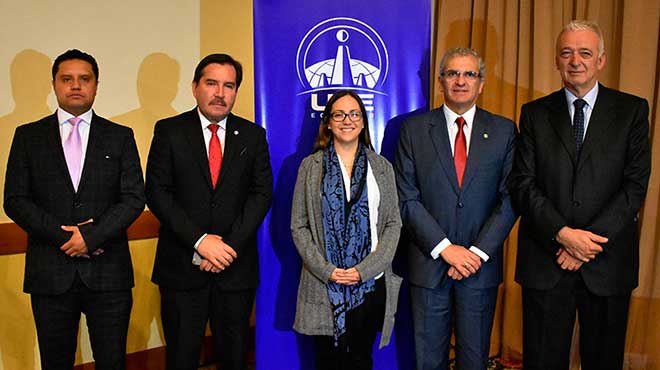 Daniel Simancas, Camilo Flix, Vernica Espinosa, Ricardo Hidalgo Ottolenghi y Xavier Bonfill.