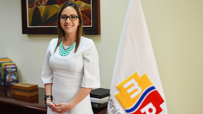 Vernica Espinosa, ministra de Salud.