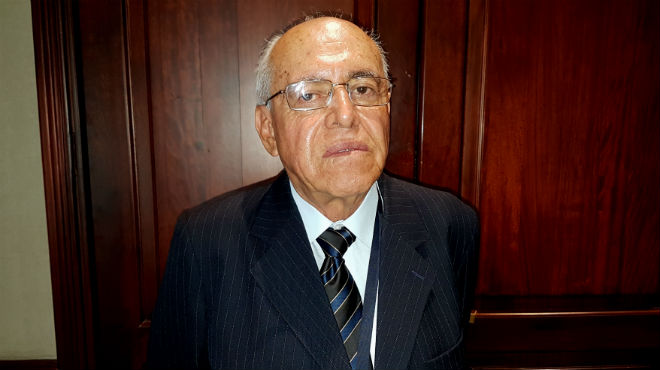 Edmundo Montiel, presidente de la Asociacin Ecuatoriana de Medicina Interna.