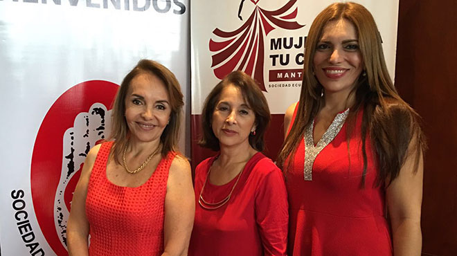 Patricia Delgado, Cecilia Mora y Laura Aguirre de la SEC.