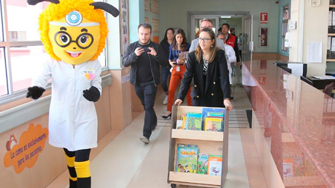 Vernica Espinosa, ministra de Salud, estuvo presente en el evento inaugural en el Hospital Peditric Baca Ortiz