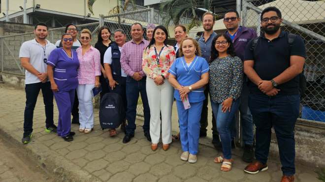 Los vigilantes comunitarios voluntarios.